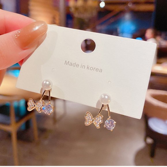 💙💕💕Last one Butterfly Pearl Rhinestone Stud Earrings - Picture 8 of 11